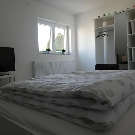 Ruhige Ferienwohnung In Der Kernstadt Laubach Laubach  Exterior photo